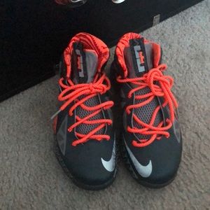 LeBron 10 “BHM” GS